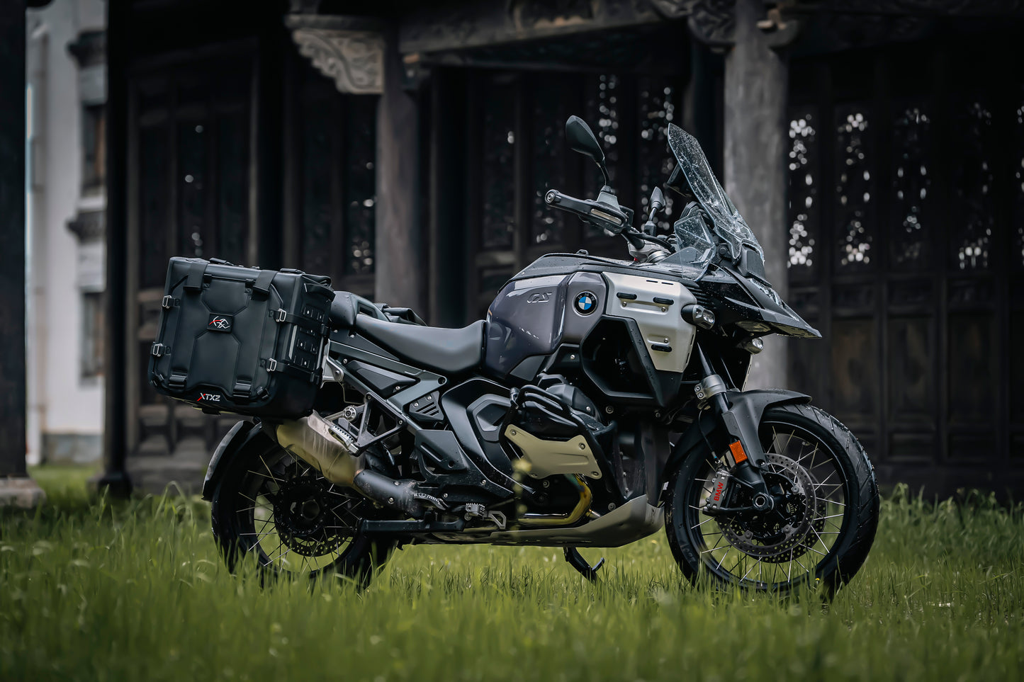 VALISE SEMI-RIGIDE 42L+42L BMW R1300GSA